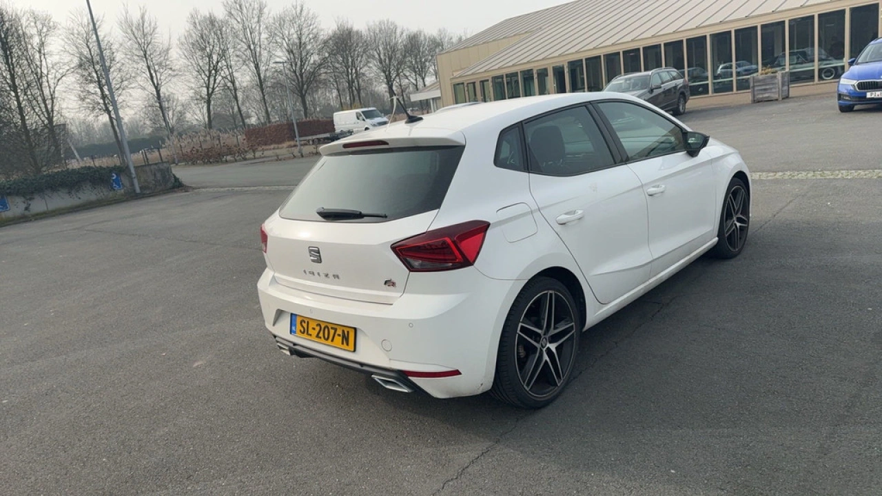 SEAT Ibiza 1.0 TSI 115pk FR Business Intense DSG