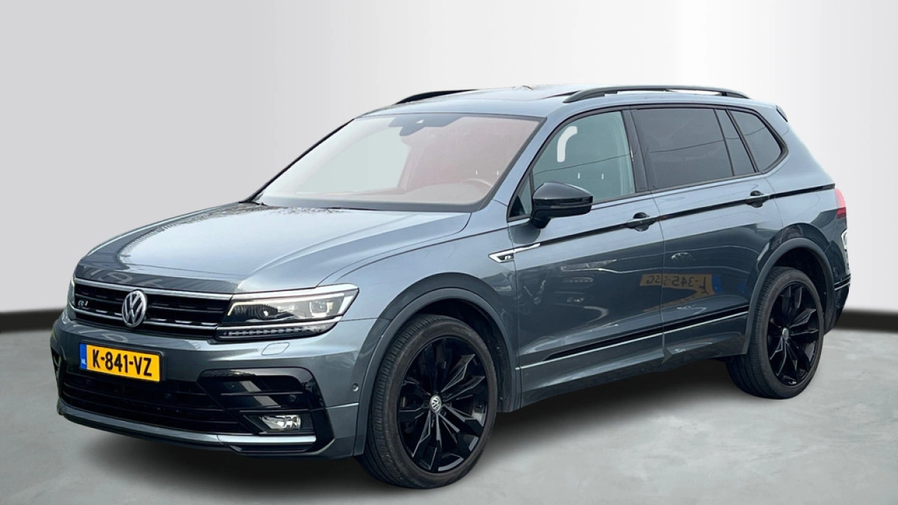Volkswagen Tiguan Allspace 1.5 TSI 150pk DSG Highline Business R 5p. Leder Panoramadak