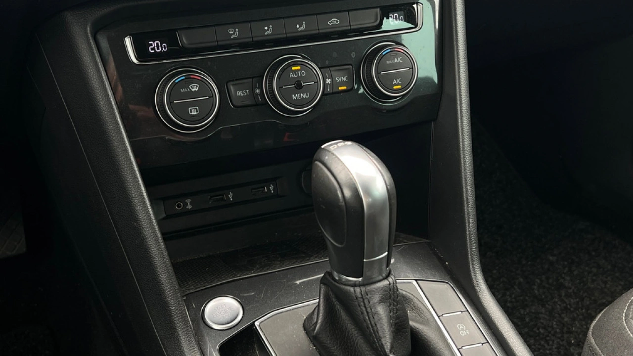 Volkswagen Tiguan 1.4 TSI ACT 150pk DSG Highline R-Line Navigatie