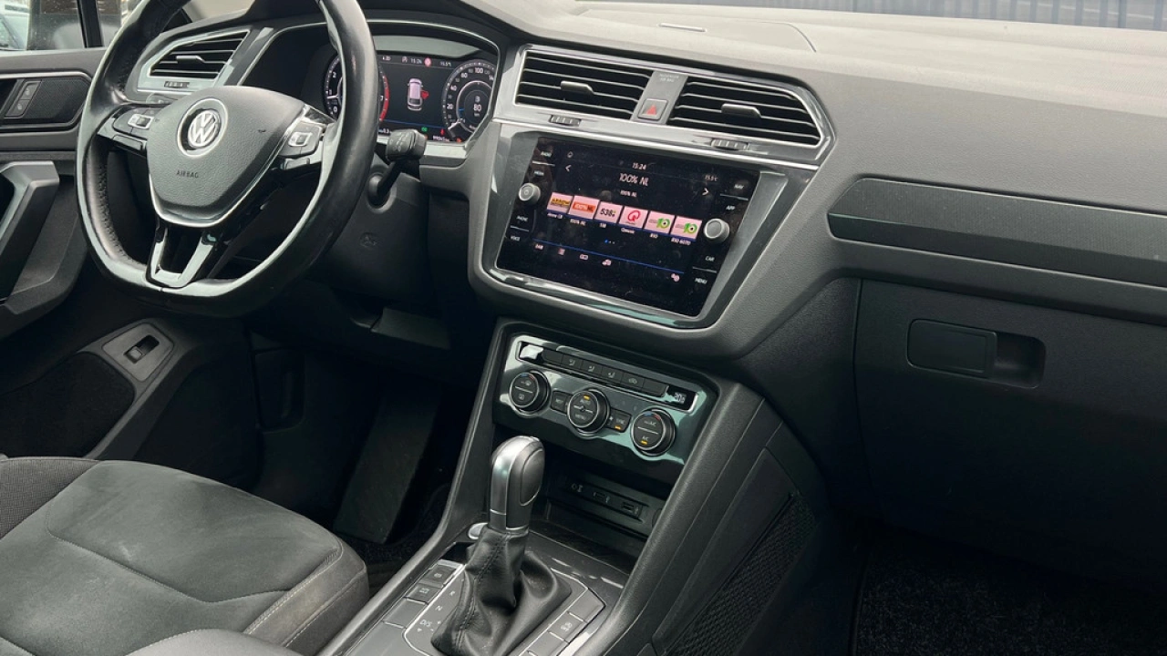 Volkswagen Tiguan 1.4 TSI ACT 150pk DSG Highline R-Line Navigatie