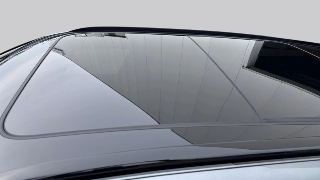 Volkswagen Passat Variant 1.5 eHybrid R-Line Edition 200kw / 272 PK / Trekhaak Demonstratiemodel