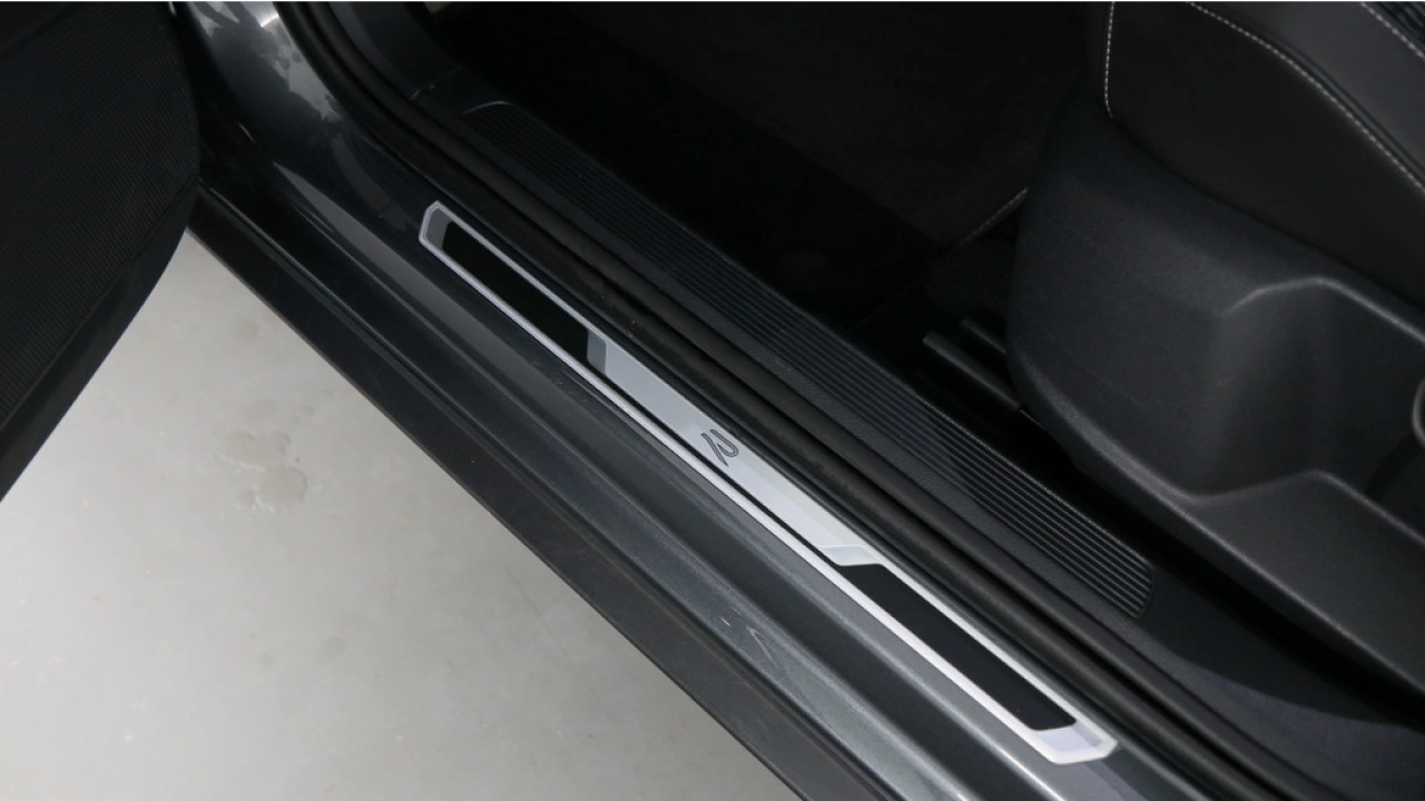 Volkswagen T-Roc 1.5 TSI 150pk R-Line Business DSG