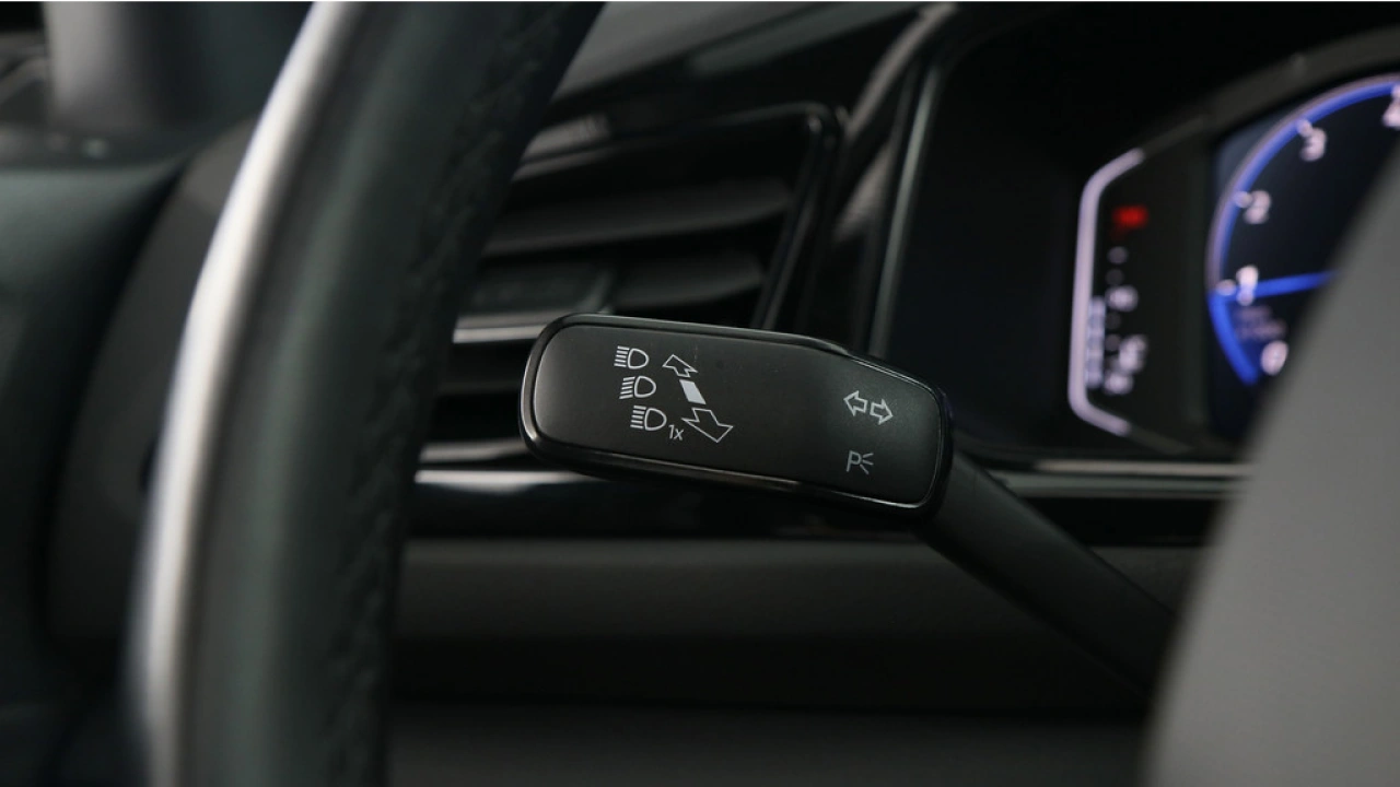 Volkswagen T-Roc 1.5 TSI 150pk R-Line Business DSG