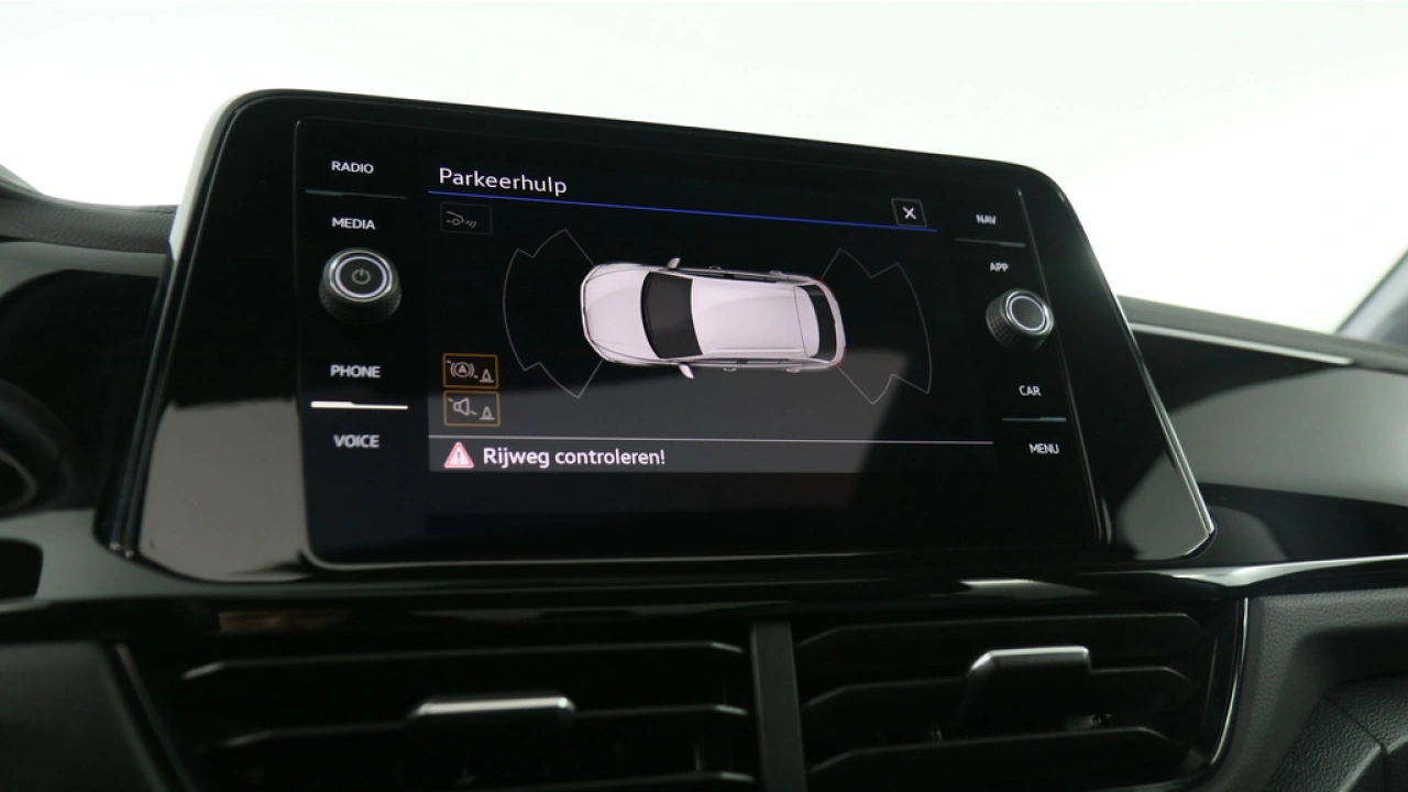 Volkswagen T-Roc 1.5 TSI 150pk R-Line Business DSG