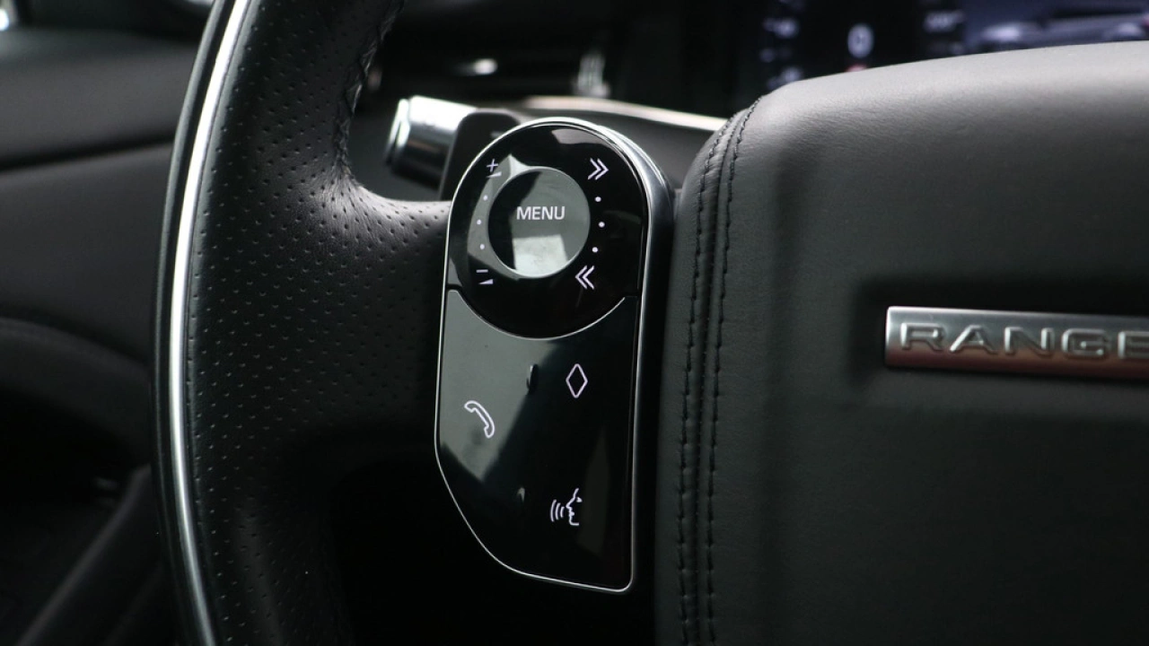 Land Rover Range Rover Evoque 1.5 P300e AWD R-Dynamic HSE | Panoramadak | Leder | HUD | Camera |