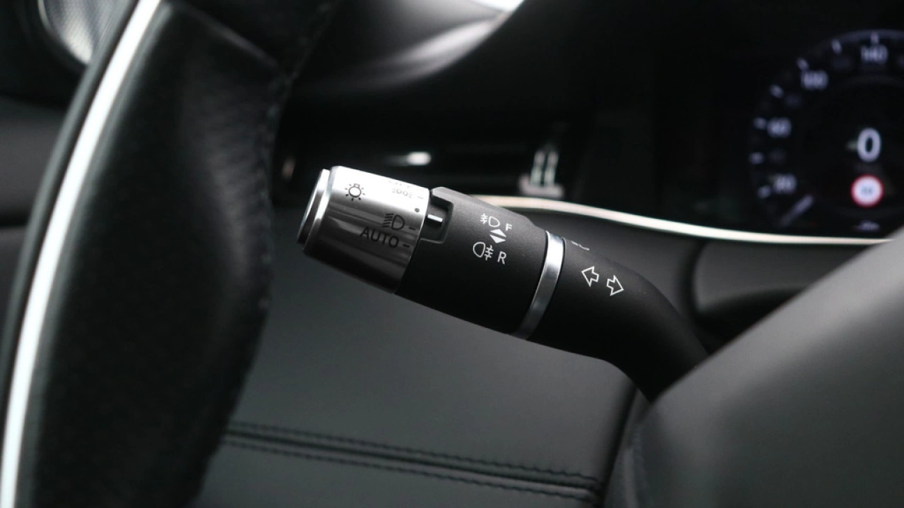 Land Rover Range Rover Evoque 1.5 P300e AWD R-Dynamic HSE | Panoramadak | Leder | HUD | Camera |