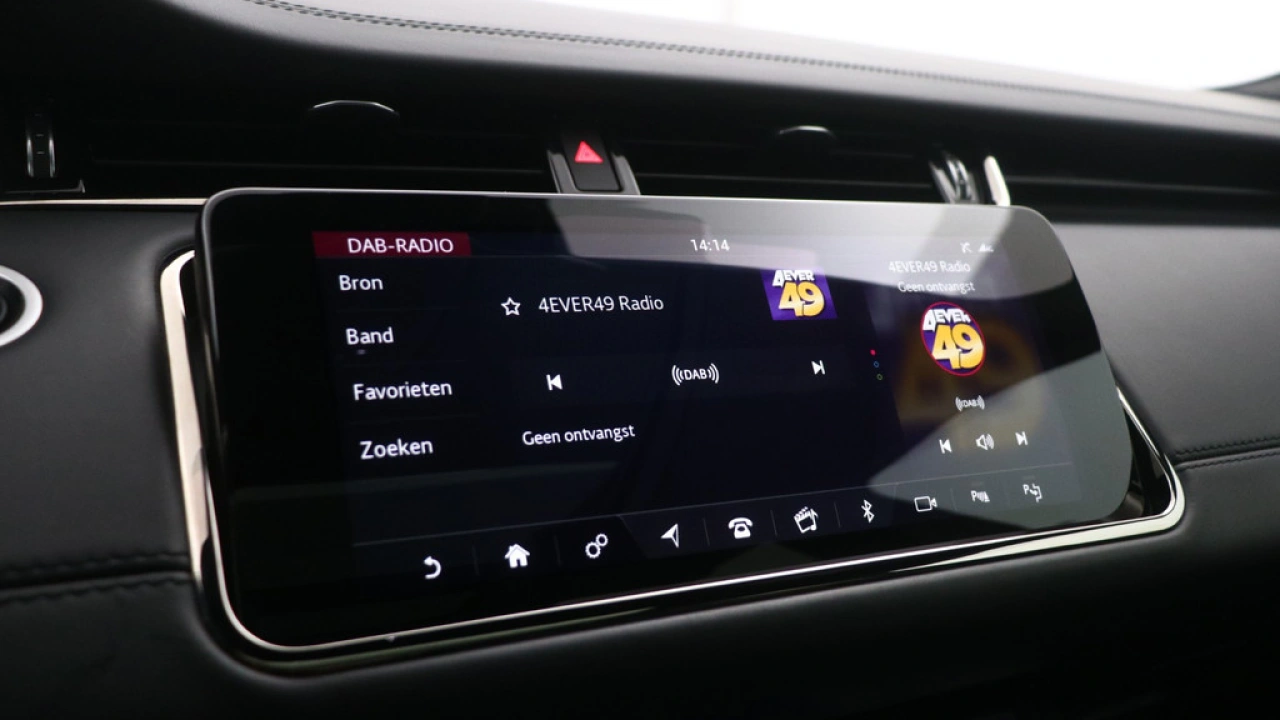 Land Rover Range Rover Evoque 1.5 P300e AWD R-Dynamic HSE | Panoramadak | Leder | HUD | Camera |