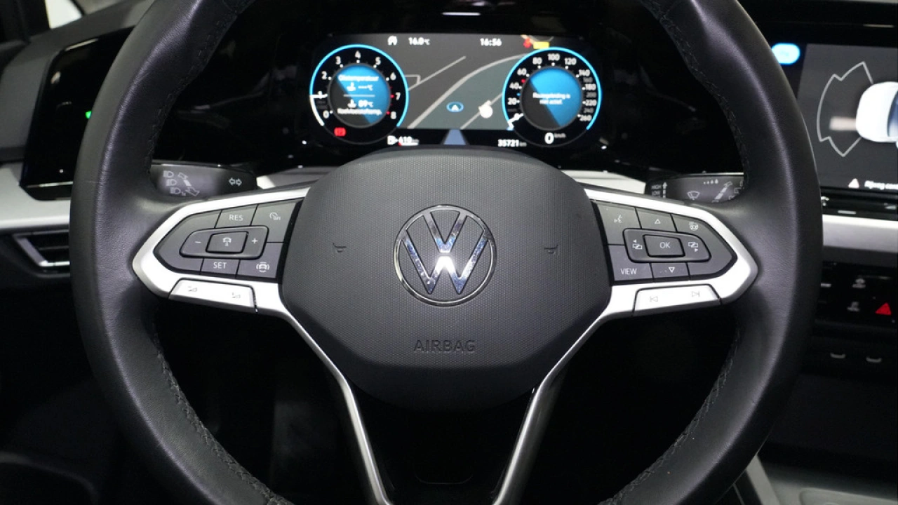 Volkswagen Golf 1.0 TSI 110pk Life Business