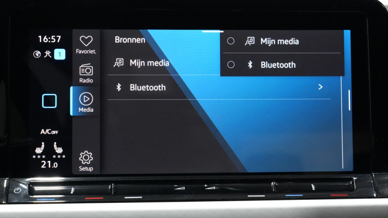 Volkswagen Golf 1.0 TSI 110pk Life Business