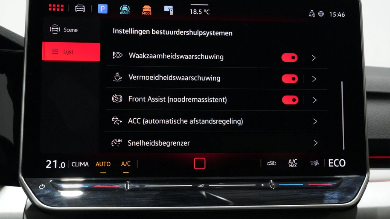 Volkswagen Golf 1.5 eHybrid 204pk Life Edition