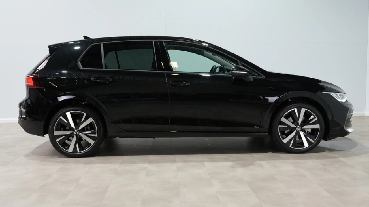 Volkswagen Golf 1.5 eHybrid 204pk Life Edition