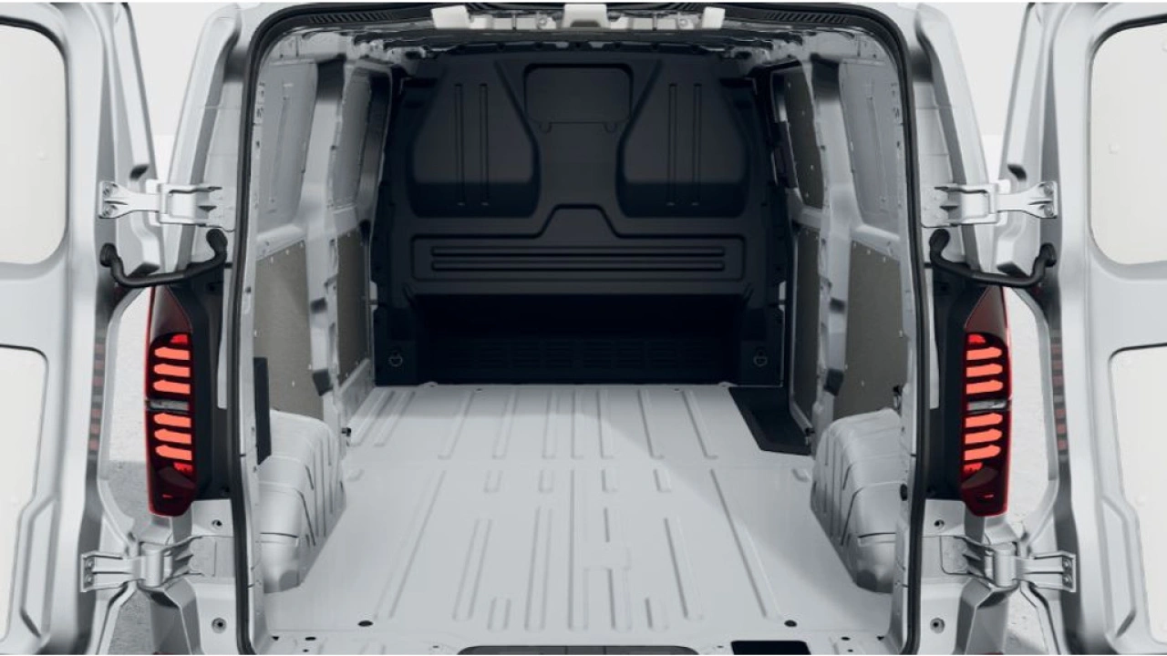 VW Bedrijfswagens E-Transporter L2H1 64kWh 160kW 218PK Style Intro