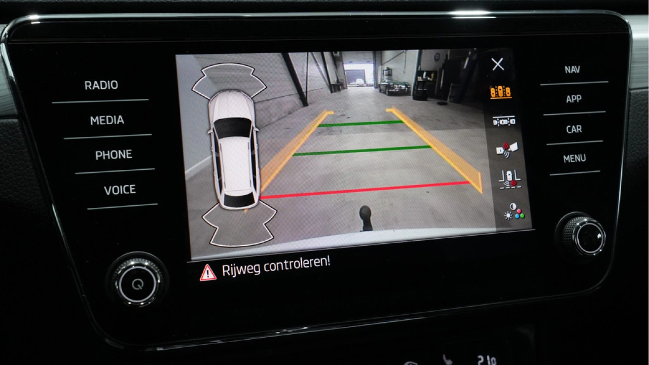 Škoda Superb Combi 1.4 TSI iV 204pk PHEV Business Edition Plus