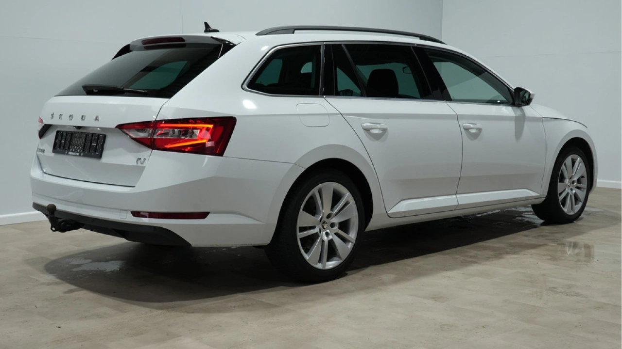 Škoda Superb Combi 1.4 TSI iV 204pk PHEV Business Edition Plus