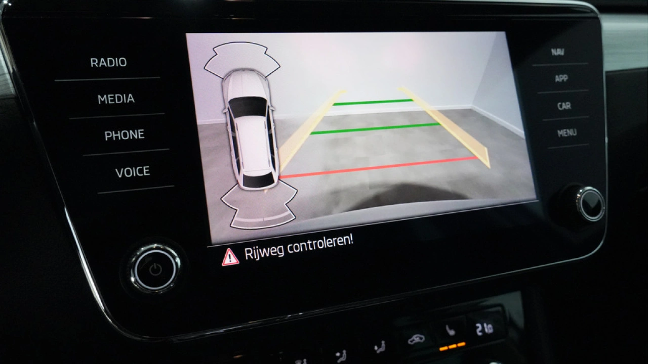 Škoda Superb Combi 1.4 TSI iV 204pk PHEV Business Edition Plus