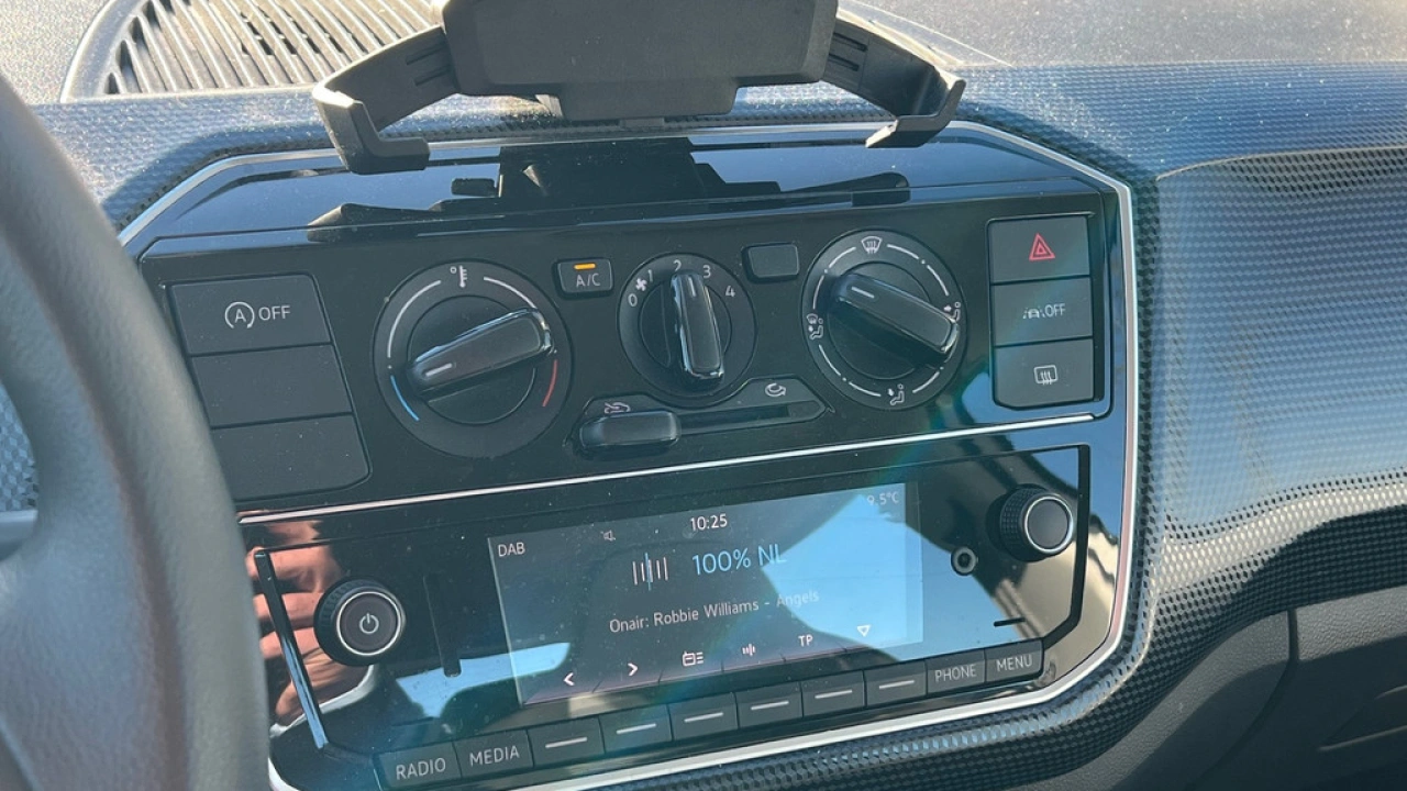 Volkswagen up! 1.0 65pk Airco bluetooth Lane Assist