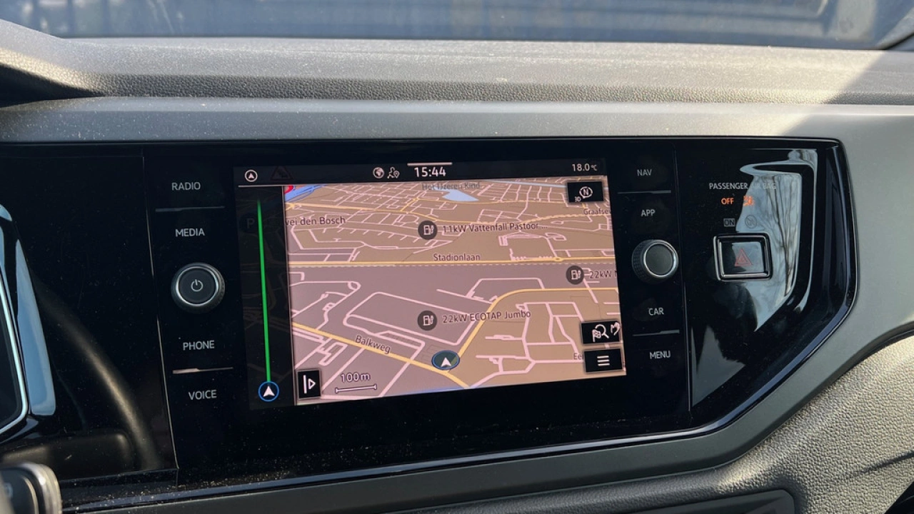 Volkswagen Taigo 1.0 TSI 110pk DSG R-Line Navigatie Camera