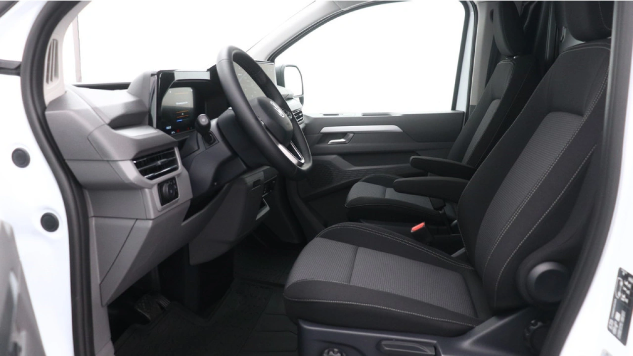 VW Bedrijfswagens E-Transporter L1H1 218pk 64kWh Life-Intro