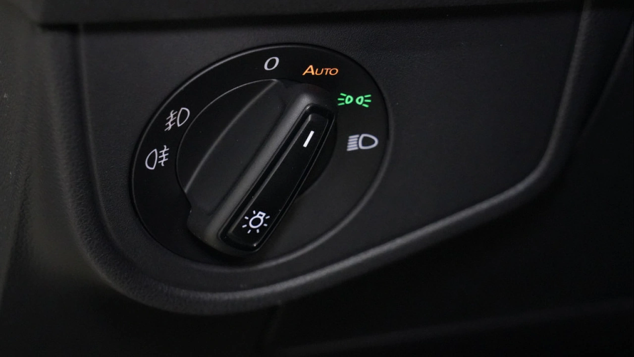 Volkswagen Polo 1.0 TSI DSG R-Line