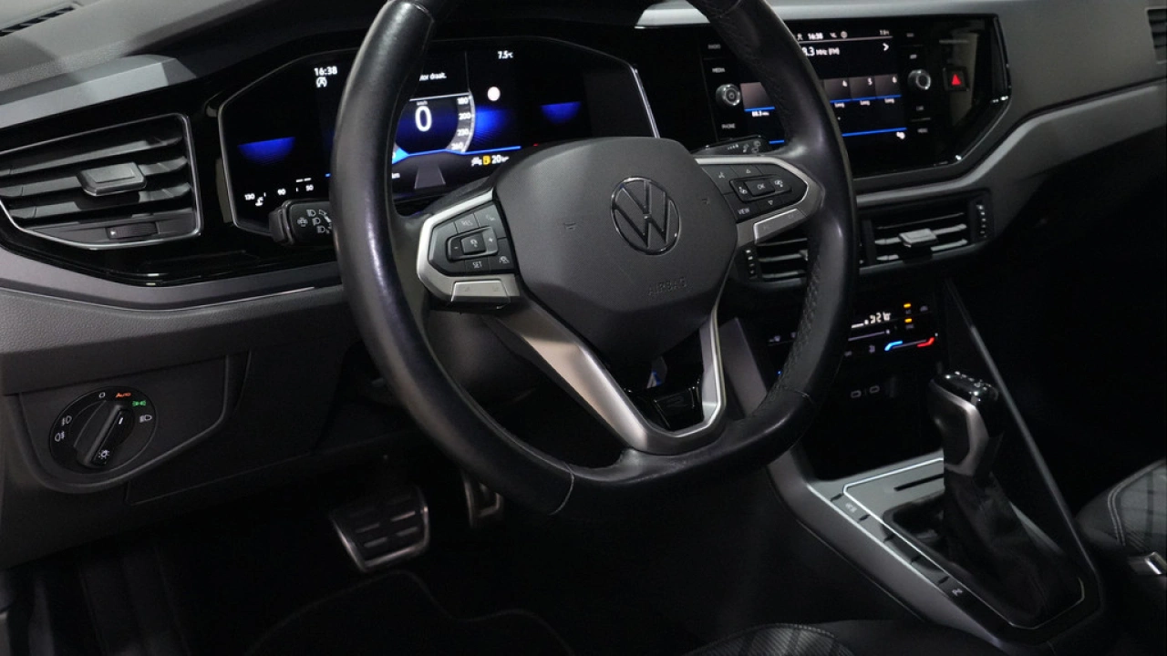 Volkswagen Polo 1.0 TSI DSG R-Line