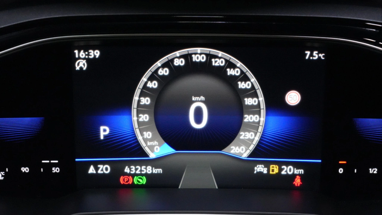 Volkswagen Polo 1.0 TSI DSG R-Line