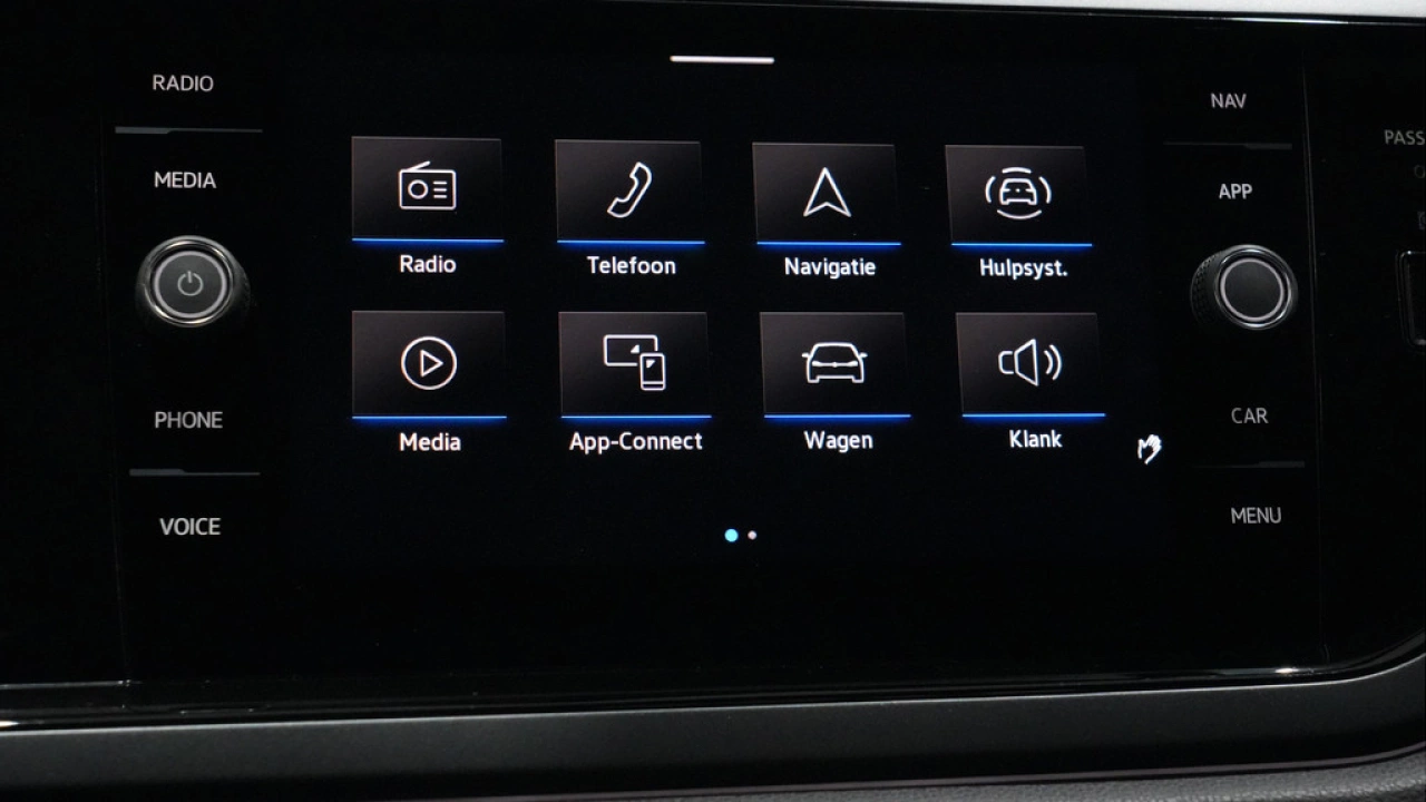 Volkswagen Polo 1.0 TSI DSG R-Line