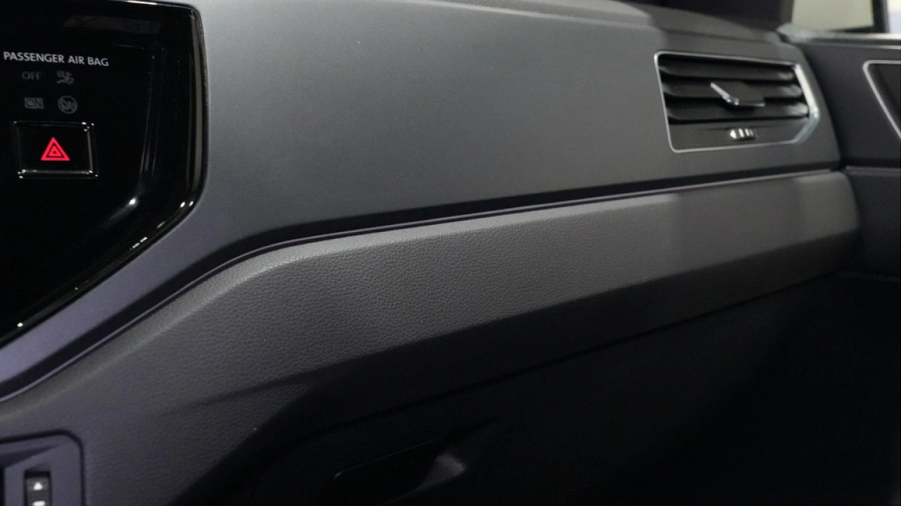 Volkswagen Polo 1.0 TSI DSG R-Line