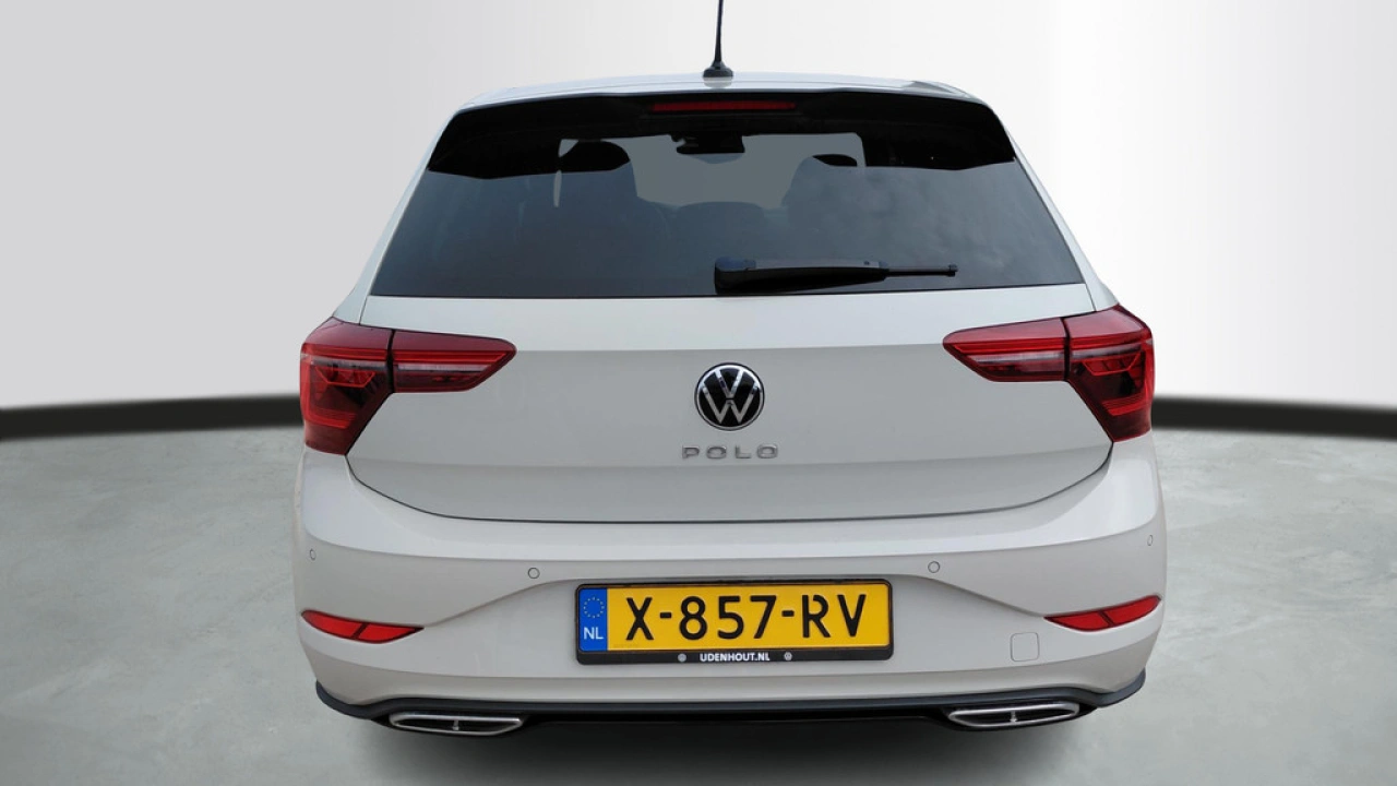 Volkswagen Polo 1.0 TSI R-Line Business | Camera | Verwarmbare voorstoelen | VERWACHT |