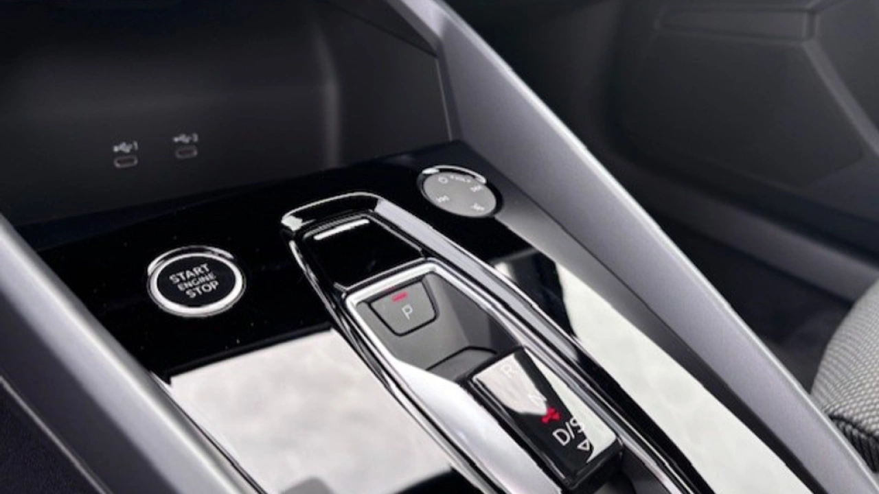 Audi A3 Limousine 30 TFSI Advanced edition