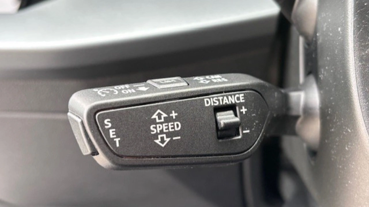 Audi A3 Limousine 30 TFSI Advanced edition