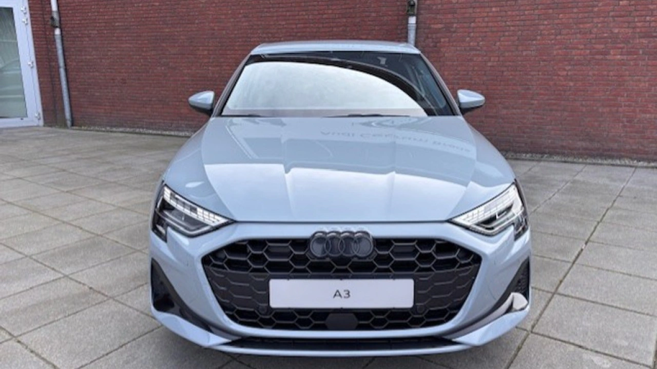 Audi A3 Limousine 30 TFSI Advanced edition