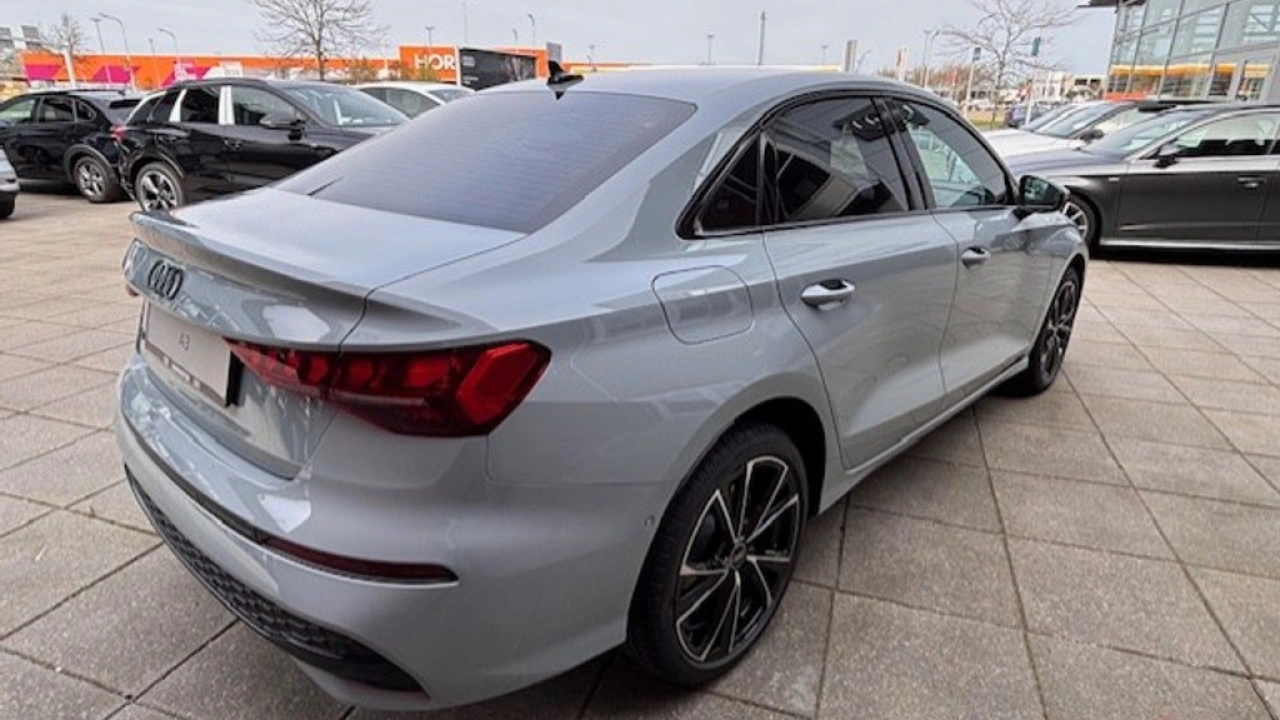 Audi A3 Limousine 30 TFSI Advanced edition