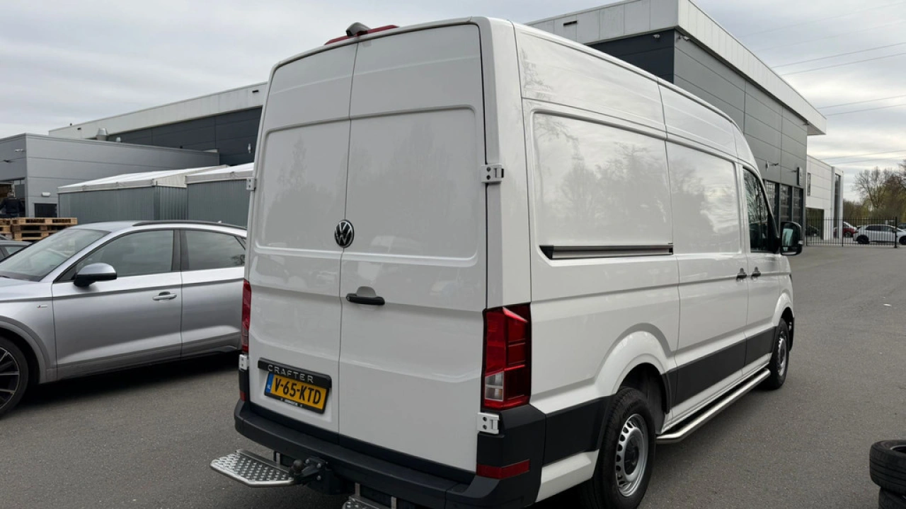 VW Bedrijfswagens Crafter GP L3H3 2.0 TDI 140pk 3.5T Trendline