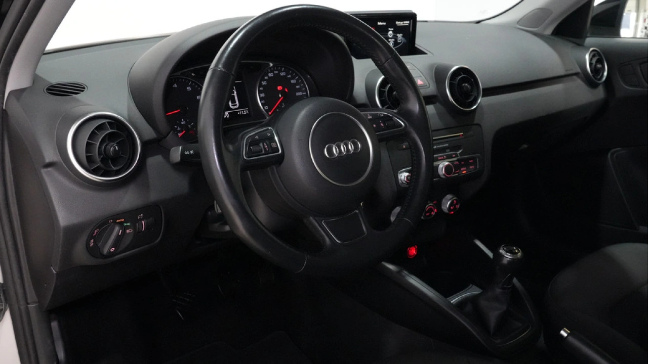 Audi A1 Sportback 1.0 TFSI S Line