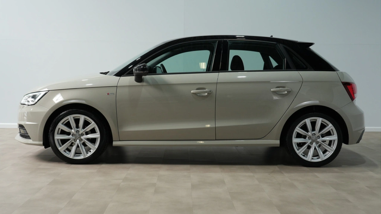 Audi A1 Sportback 1.0 TFSI S Line