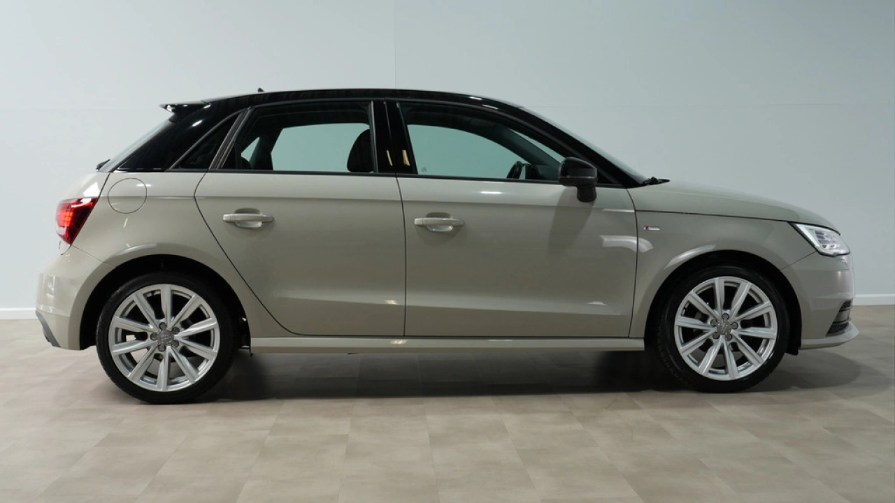 Audi A1 Sportback 1.0 TFSI S Line