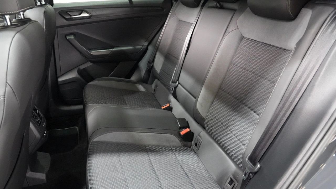 Volkswagen T-Roc 1.5 TSI 150pk DSG R-line