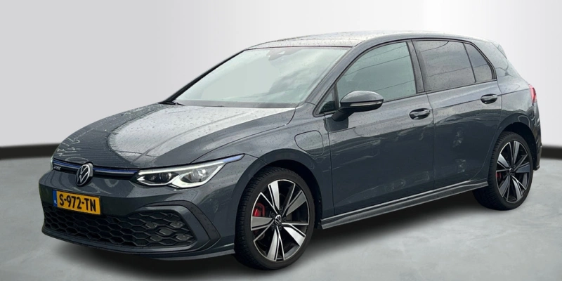 Volkswagen Golf GTE 1.4 TSI DSG 245pk eHybrid Panoramadak Matrix