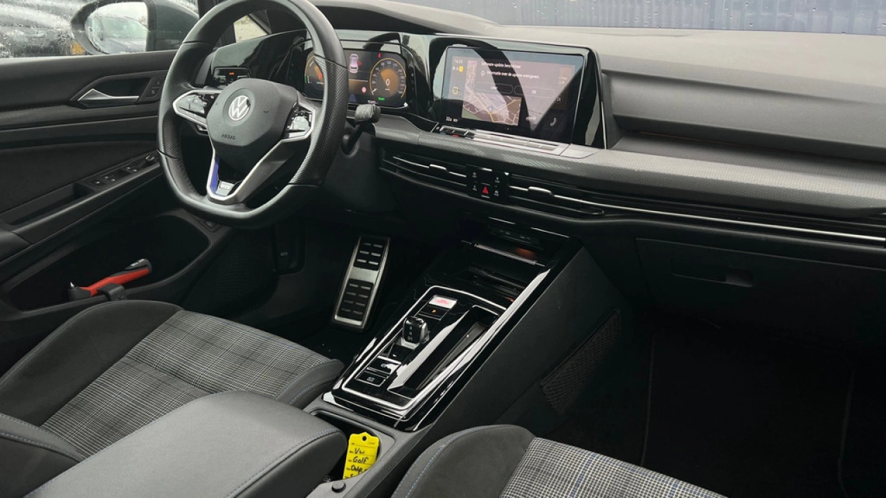 Volkswagen Golf GTE 1.4 TSI DSG 245pk eHybrid Panoramadak Matrix