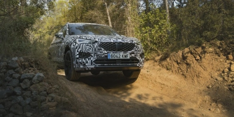 Nieuwe SEAT Tarraco topmodel op weg en terrein