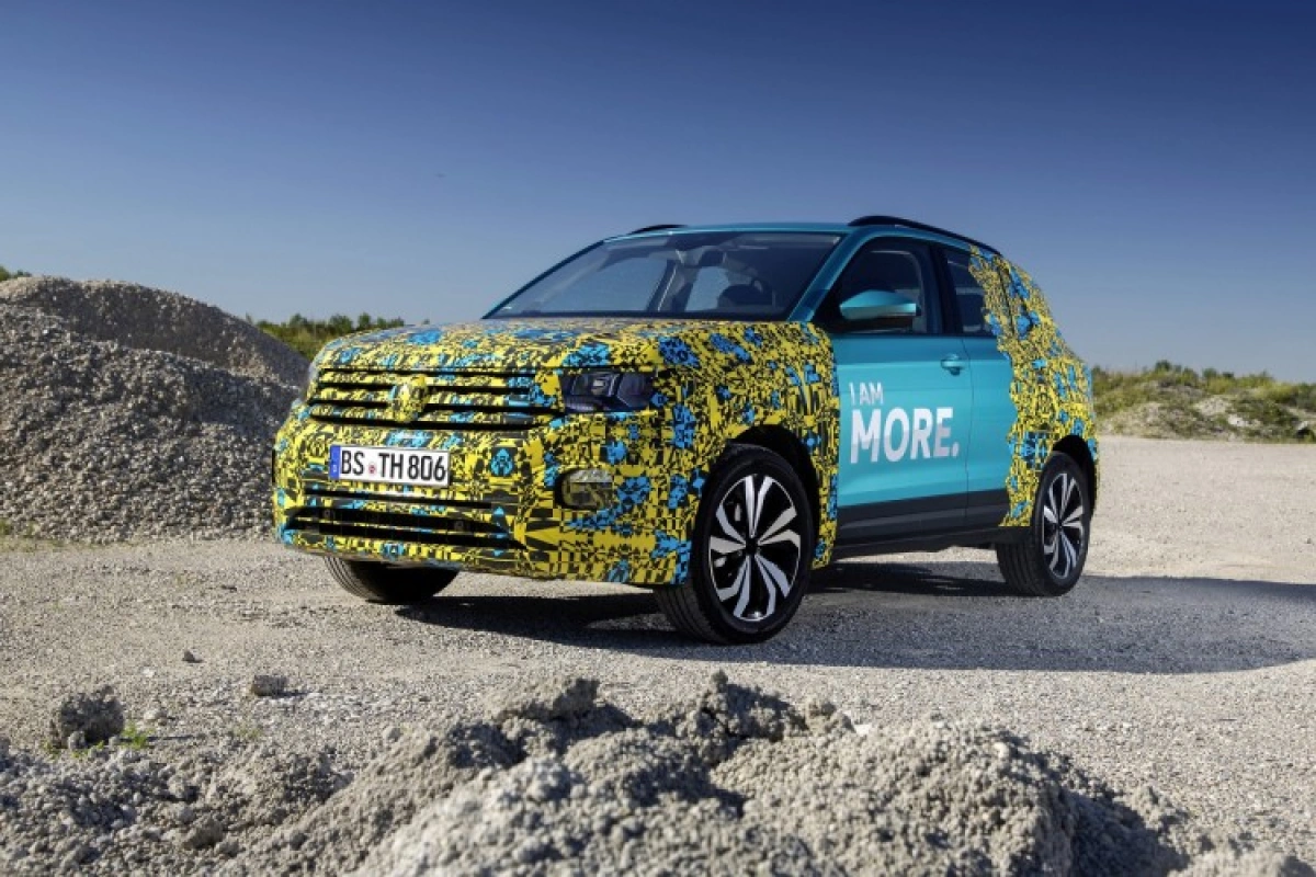 Interieur Volkswagen T-Cross in beeld