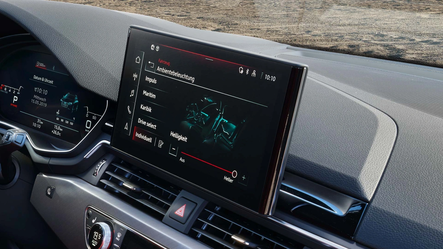 In de vorm van het volledig digitale instrumentarium ‘Audi virtual cockpit plus’ beschikt u over een 12,3-inch groot full-HD-scherm dat niet alleen de vertrouwde snelheidsmeter en toerenteller weergeeft, maar bijvoorbeeld ook de navigatiekaart schermbreed kan tonen. Bijzonder prettig, omdat u dan niet telkens naar het middenscherm hoeft te kijken.
