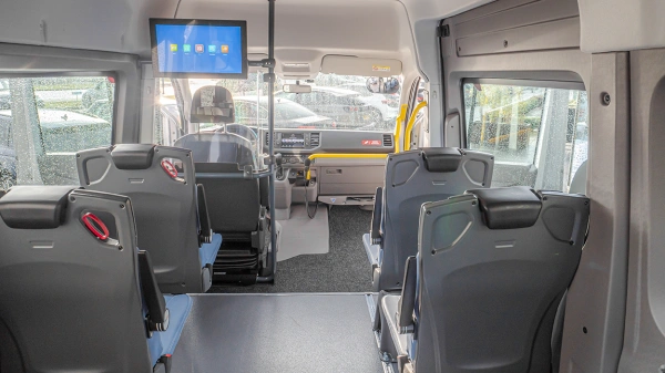 De nieuwe bus van de Blauwe Engelen in Den Bosch