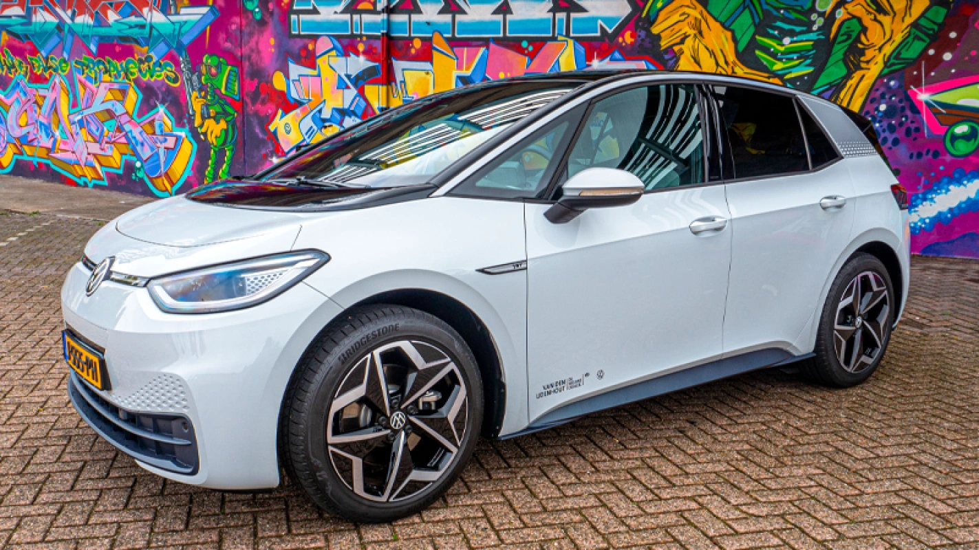 Binnen één week – en dus tegen 8% bijtelling – rijden in een nieuwe ID.3 bij Autobedrijf Van den Udenhout