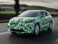 Eerste beelden volledig elektrische ŠKODA SUV: ENYAQ iV heeft 500 kilometer bereik