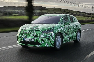 Eerste beelden volledig elektrische ŠKODA SUV: ENYAQ iV heeft 500 kilometer bereik
