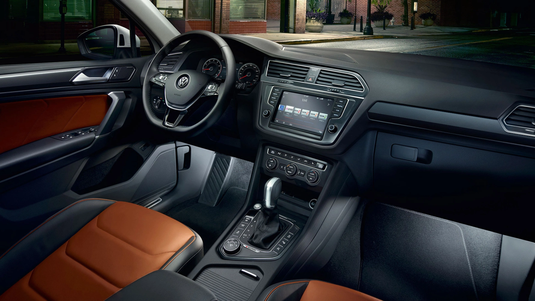 volkswagen-tiguan-1080-2.jpg